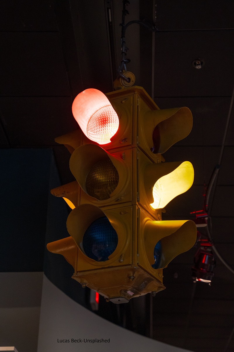 ‘Traffic light’ travel system set to change
